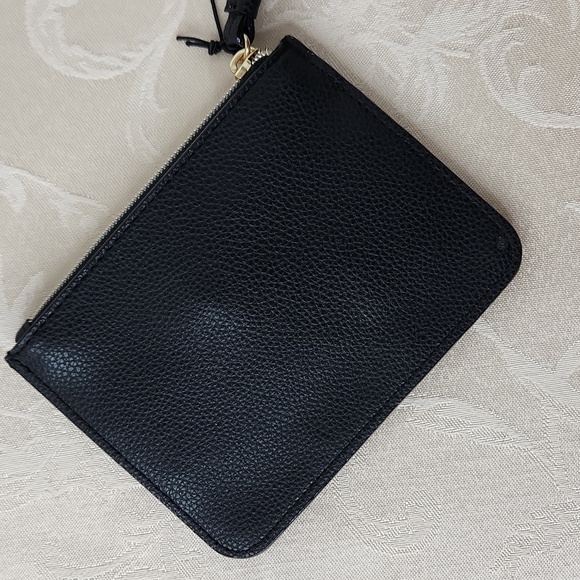 Victoria's Secret small wristlet key holder coin purse black gold heart studded - Picture 2 of 5